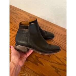 Sarto by Franco Sarto Napoli ankle bootie in black leather size 9